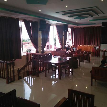 Benhur Hotel Padang (Sumatra) Ngoại thất bức ảnh